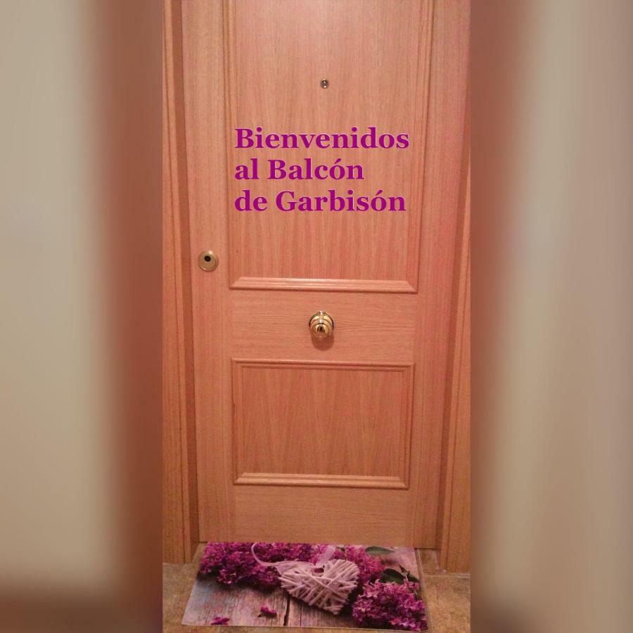 Balcon De Garbison Apartment Roda de Isabena Bagian luar foto